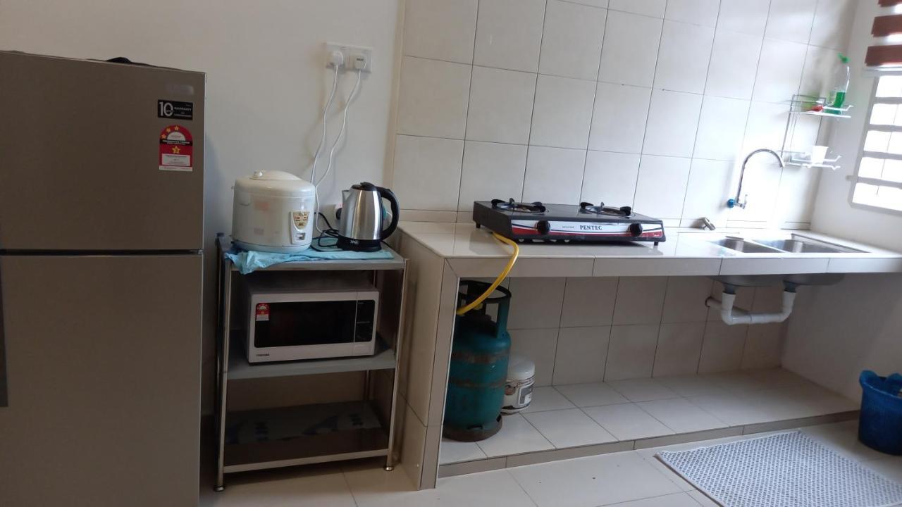 Homestay Zaki D'Gerik Exteriör bild
